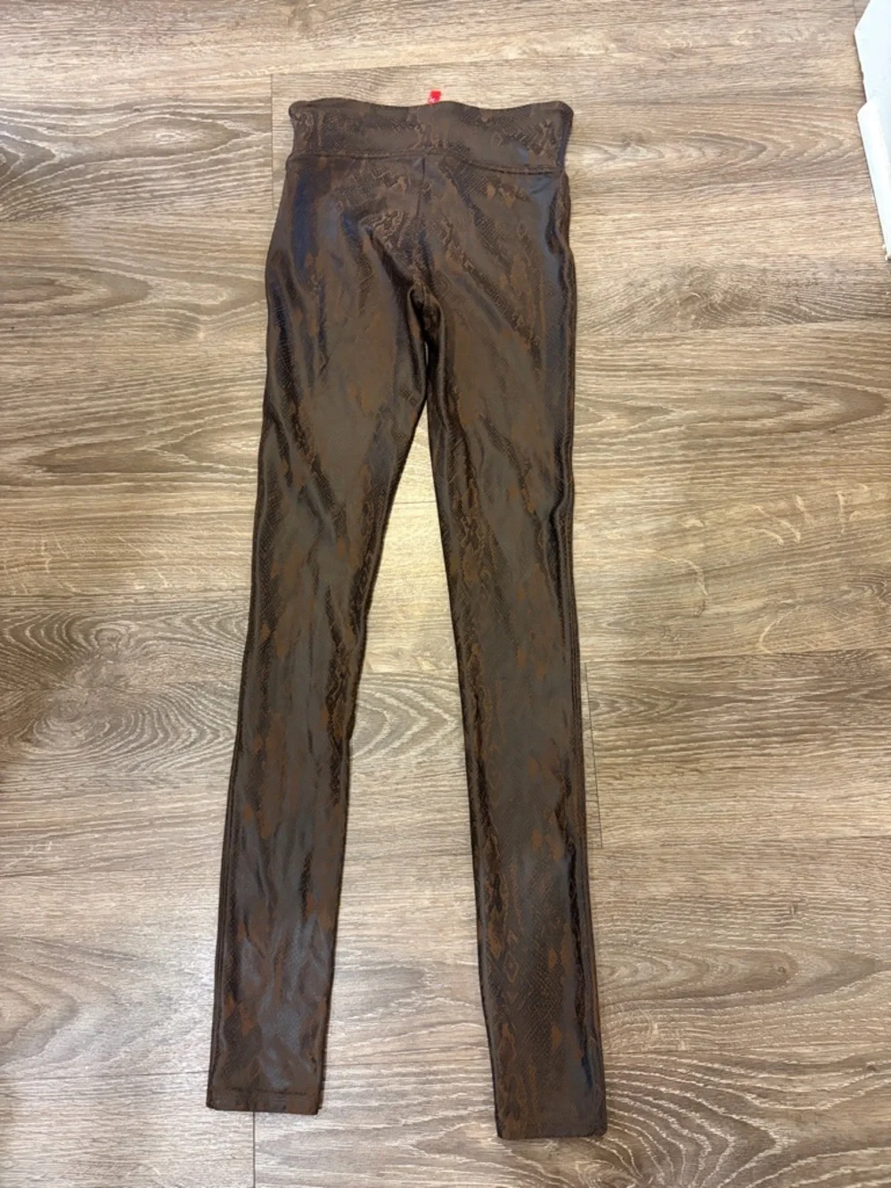 SPANX details slim